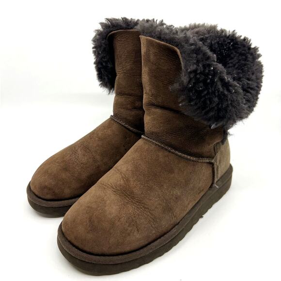 UGG Bailey Button Brown Suede and Shearling Boots Women's 7 US - Picture 1 of 9